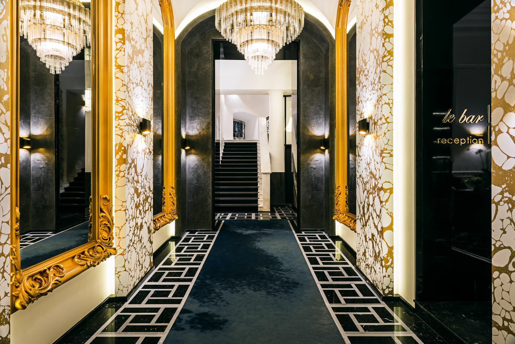 De Paris Mgallery 5* Odessa