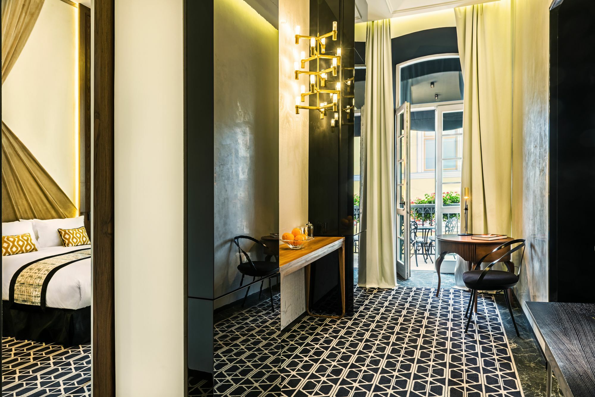 De Paris Mgallery