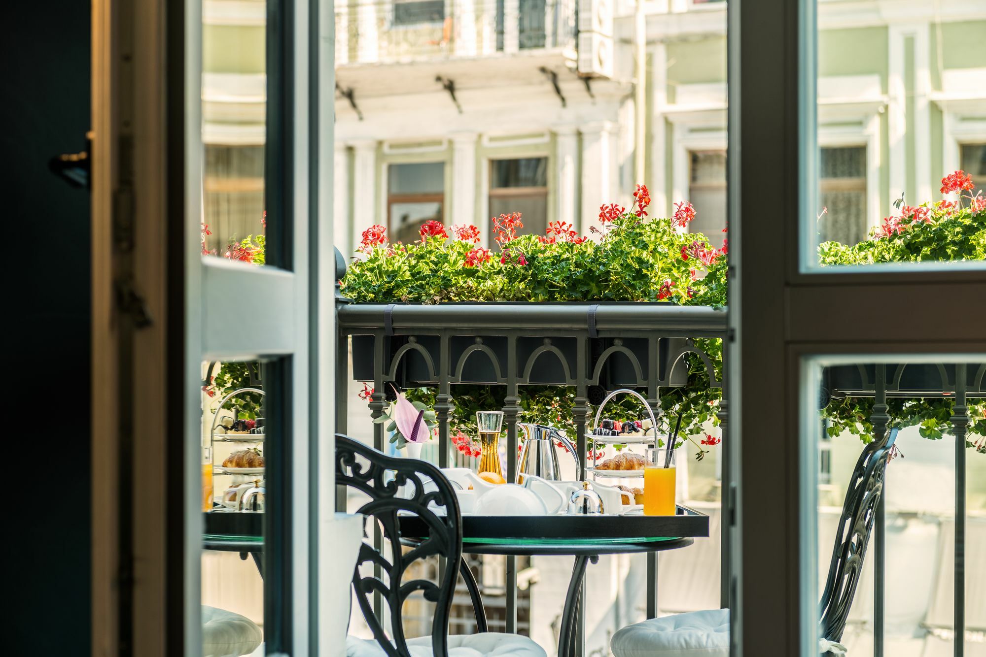 Otel De Paris Mgallery 5*